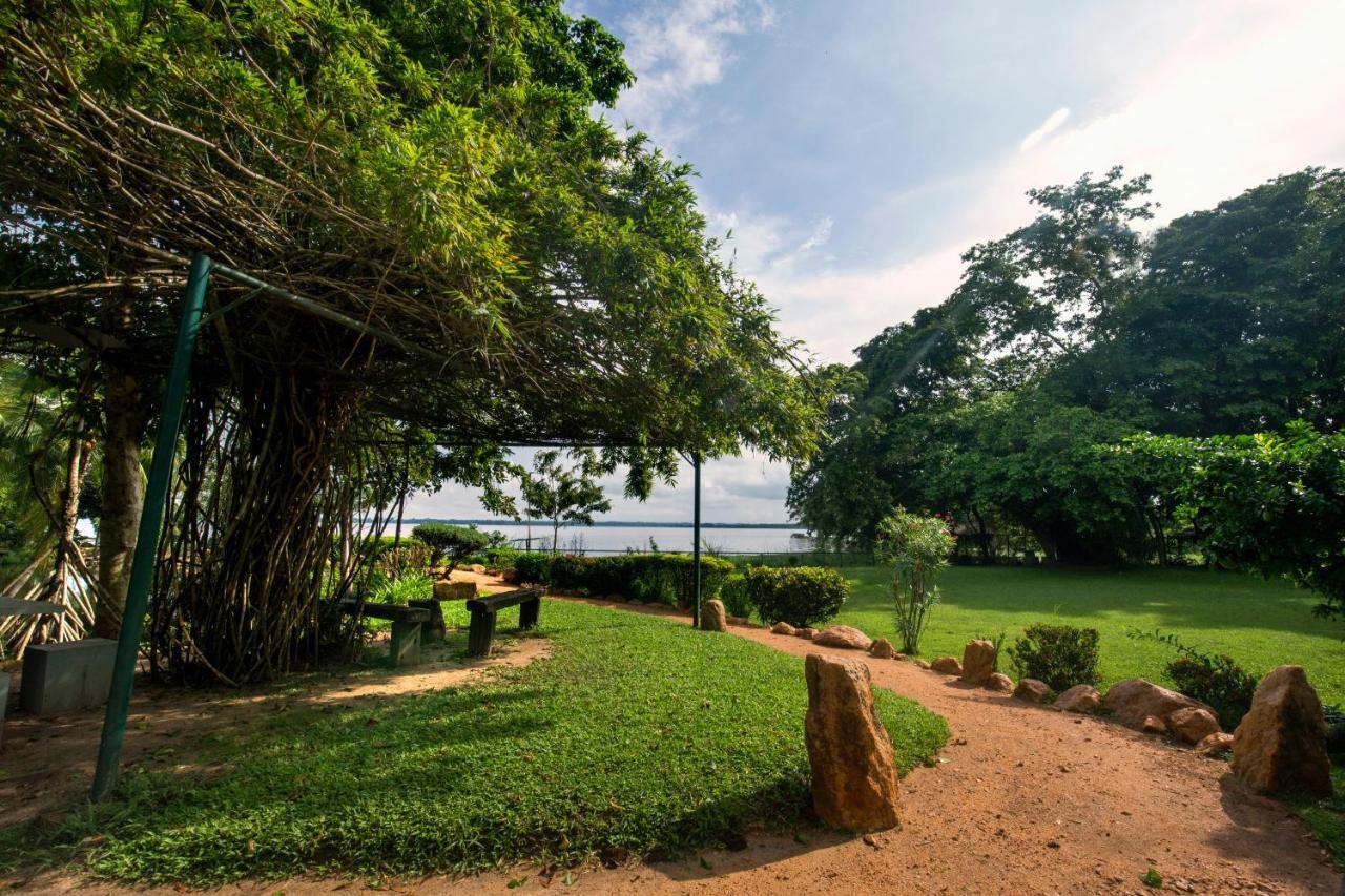 Miridiya Lake Resort Anuradhapura Kültér fotó
