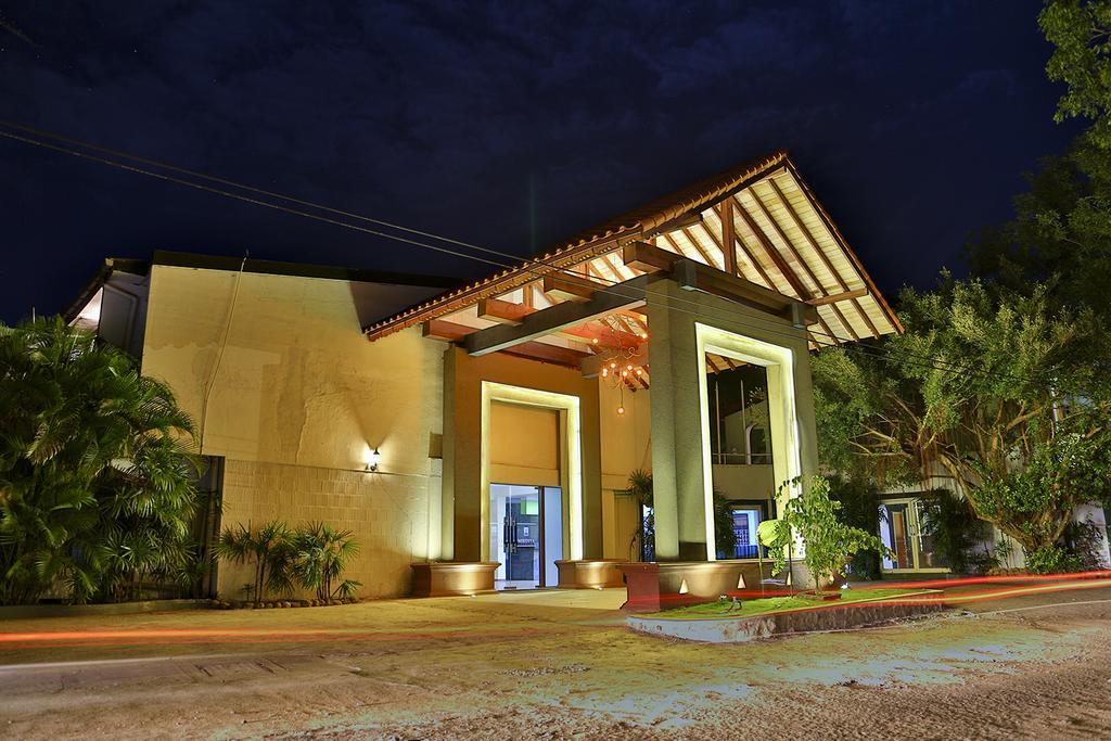 Miridiya Lake Resort Anuradhapura Kültér fotó